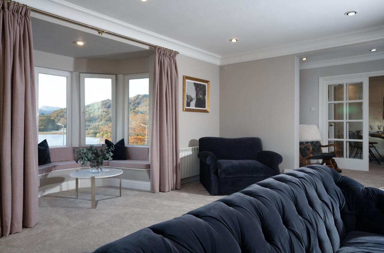 Brand New - Contemporary - 2 Bedroom - 2 Bathroom - Spacious Apartment - Lake Views Ambleside Bagian luar foto