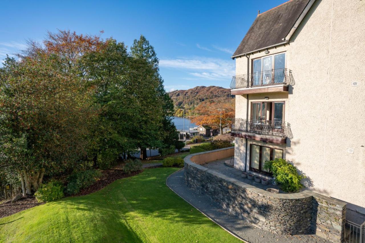 Brand New - Contemporary - 2 Bedroom - 2 Bathroom - Spacious Apartment - Lake Views Ambleside Bagian luar foto